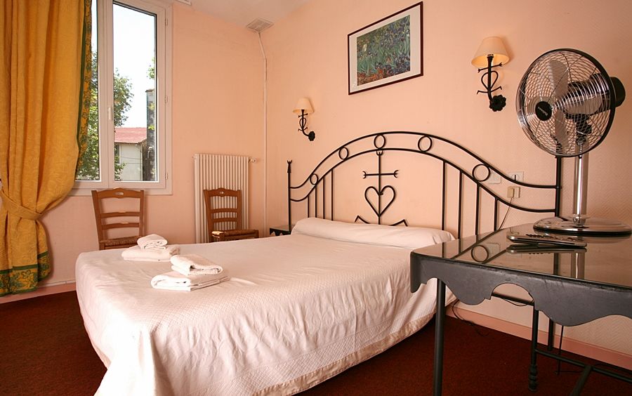 Hostellerie De La Source Arles Eksteriør bilde